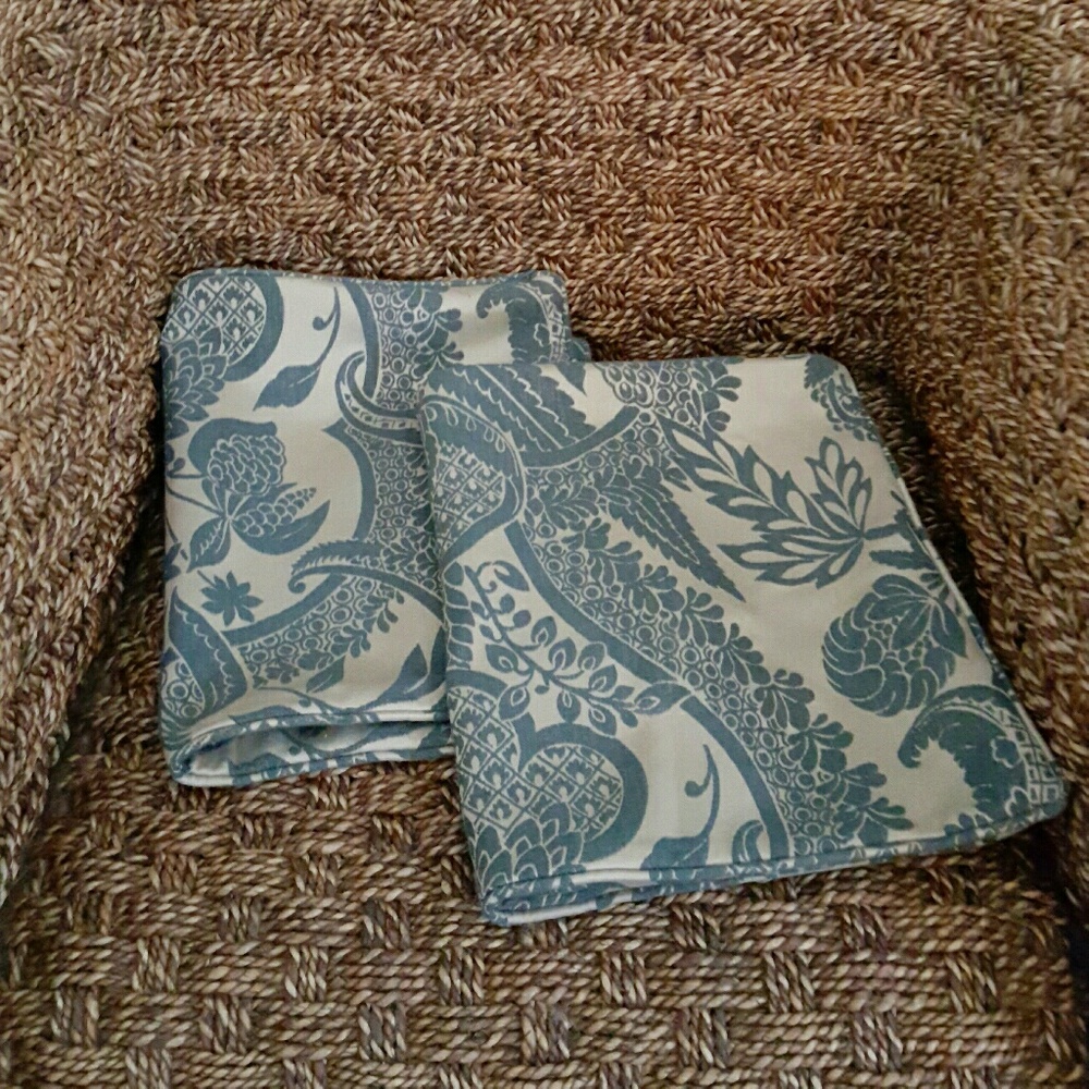 Set of 2 Pottery Barn Lumbar Pillow Covers